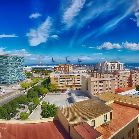 Апартаменти Malaga Centro Екстер'єр фото